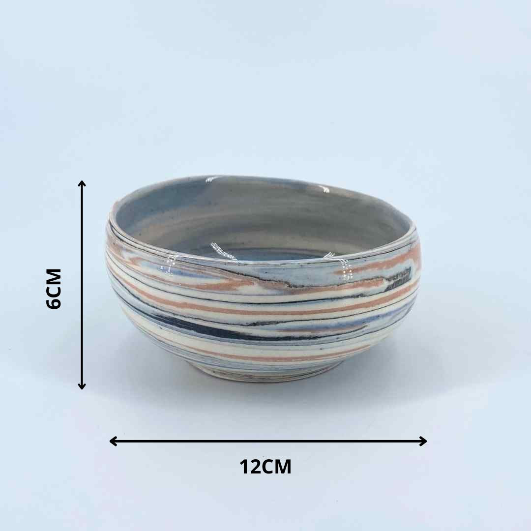 Small bowl in fine ceramic color