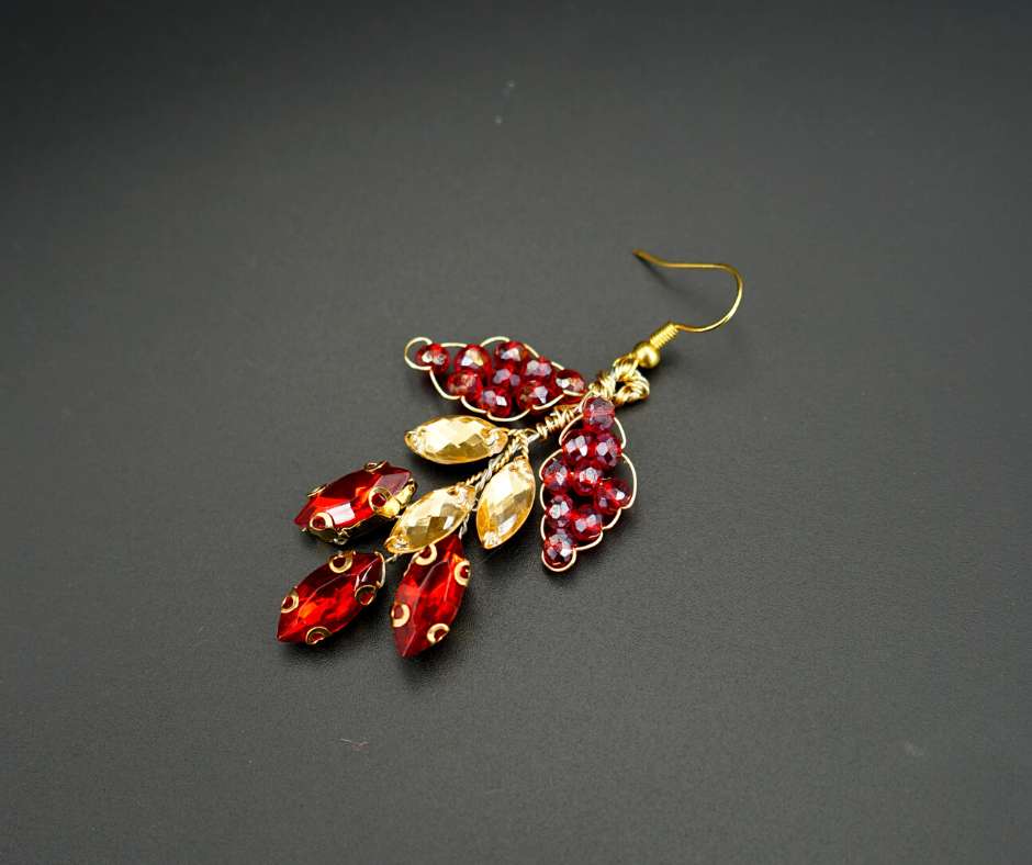 Bridal earrings, red color, leaf model