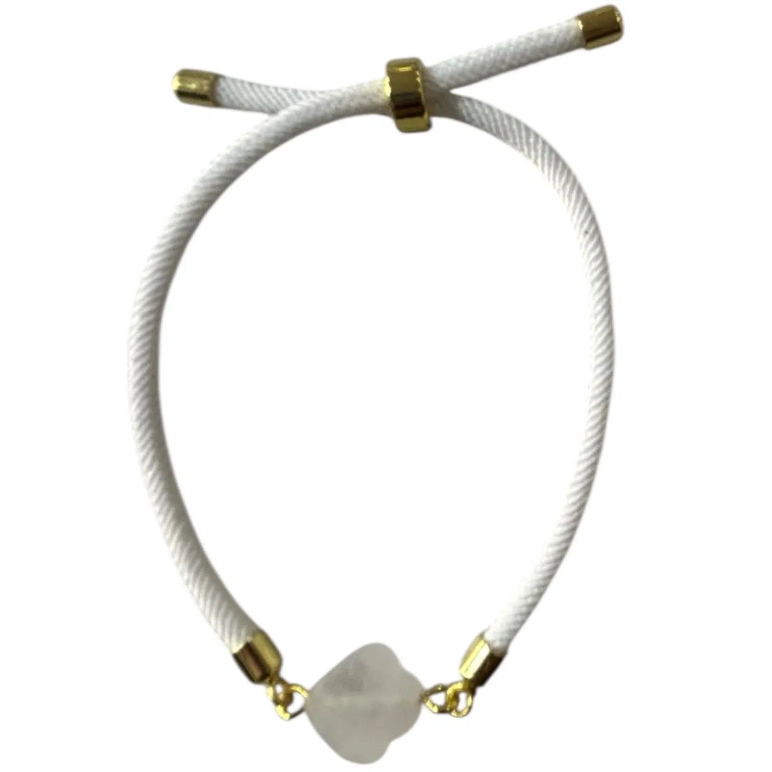 Bracelet en cordon blanc et motif de trèfle blanc