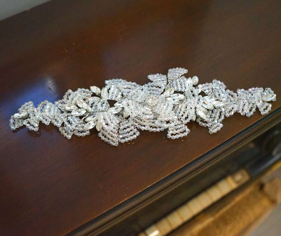 White brooch, Swarowski branch model