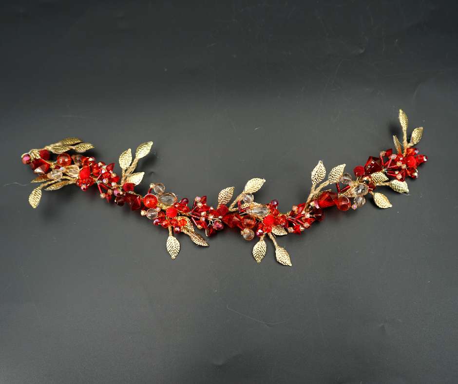 Red/gold brooch, floral pattern