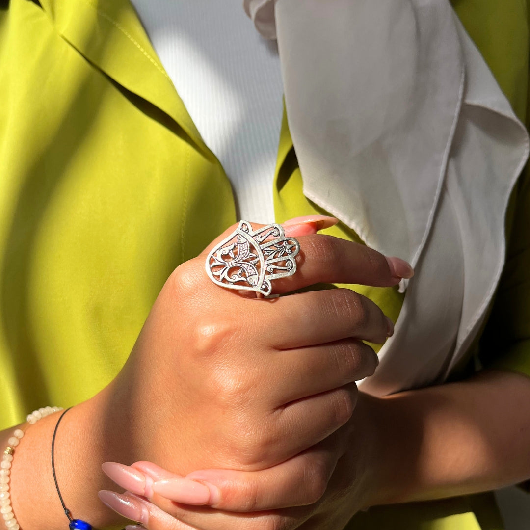 Bague argent khomsa finement gravée