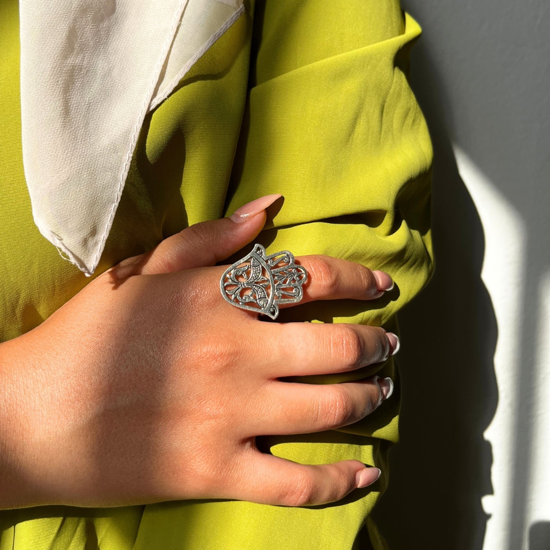 Bague argent khomsa finement gravée