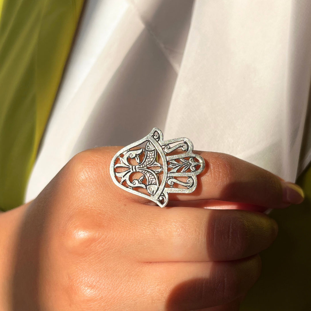 Bague argent khomsa finement gravée