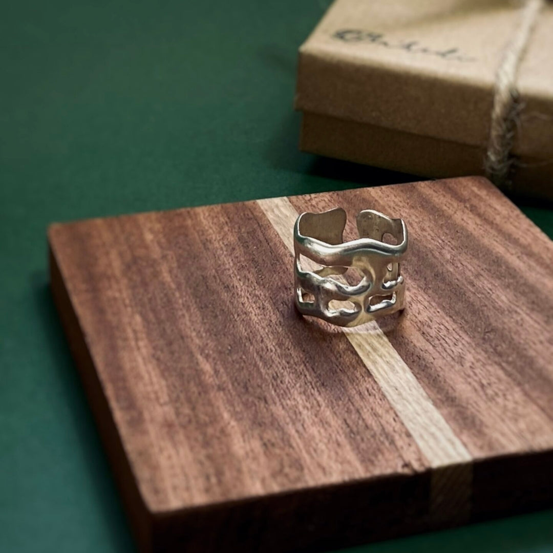 خاتم فضة عيار 925 من RHEA مصنوع يدويًا