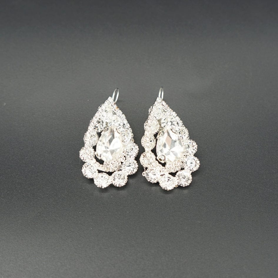 Boucle d'oreille modelé royale couleur blanc