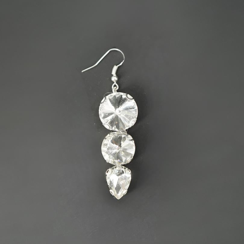 Long pearl bridal earrings, crystal and pearl earrings, cluster earrings, white wedding earrings, Lindsey earrings