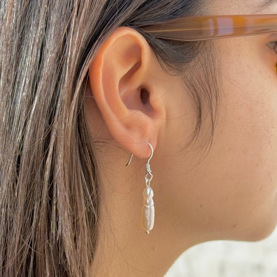 Boucles d'oreilles perle goutte d'eau en argent 925 – Disponibles en blanc et rose (1,8 cm)
