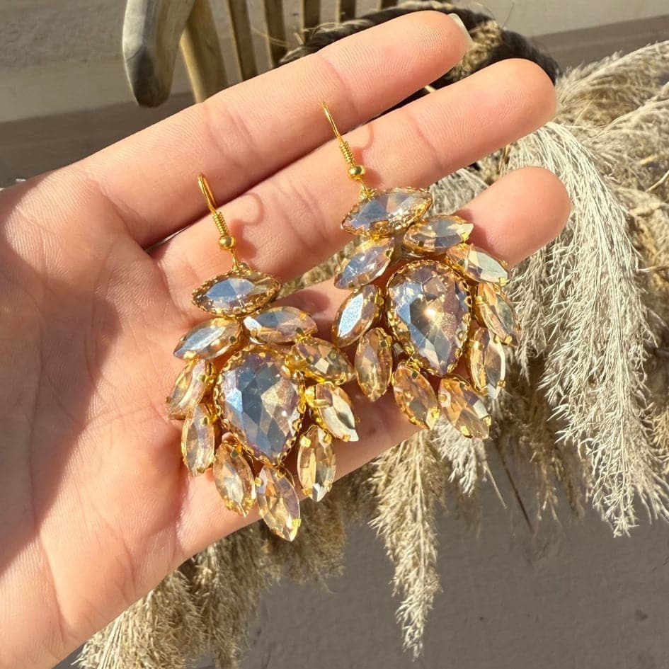 Collier de mariage en perles et strass dorés – Accessoire glamour