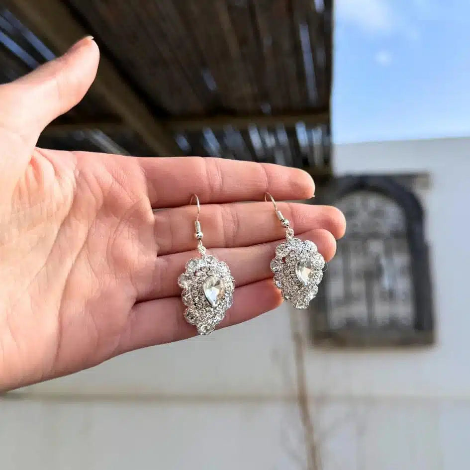 Boucles d'oreilles glamour en cristal - Bijoux parfaits pour un look de fête