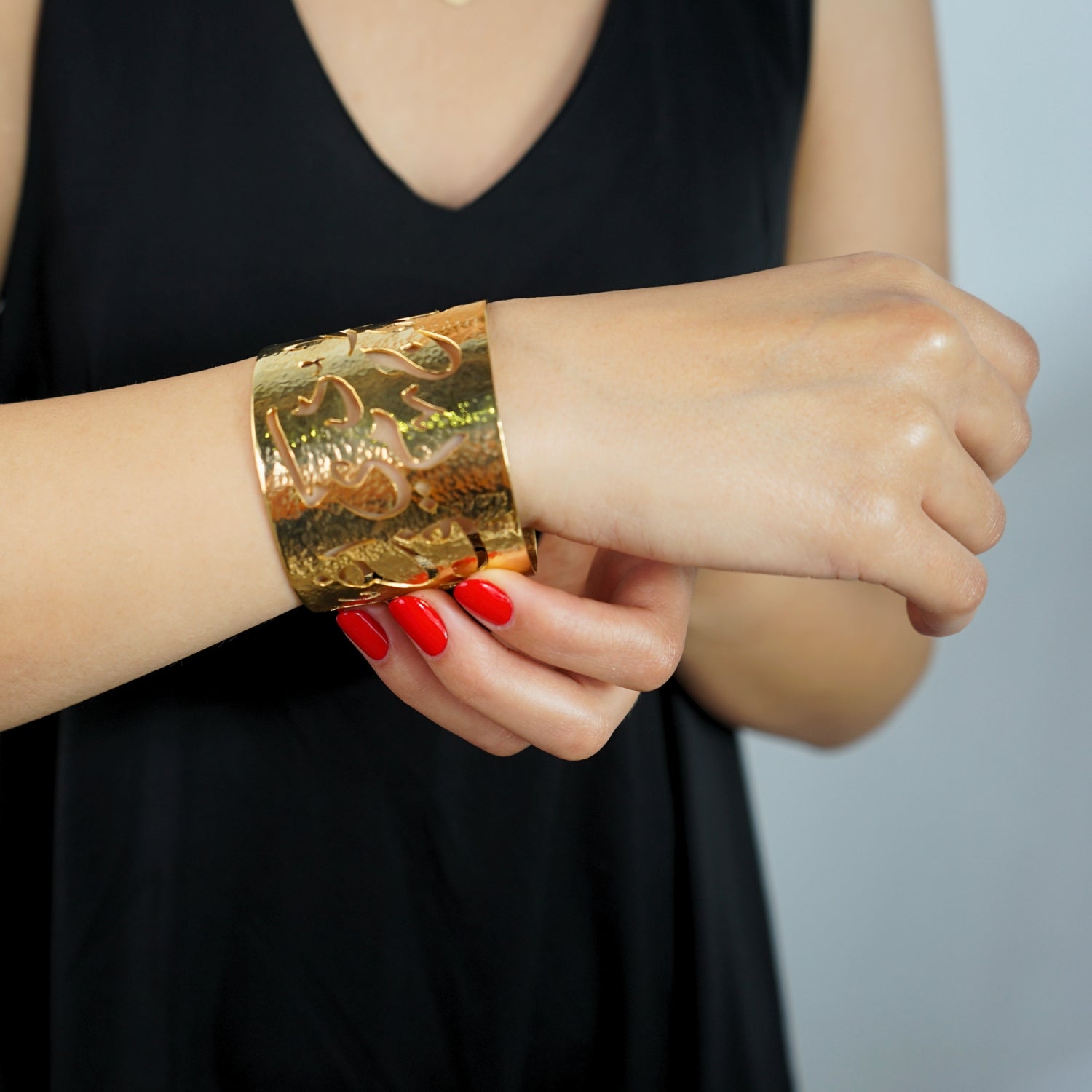 Bracelet tempé or 18k en cuivre avec calligraphie arabe élégante