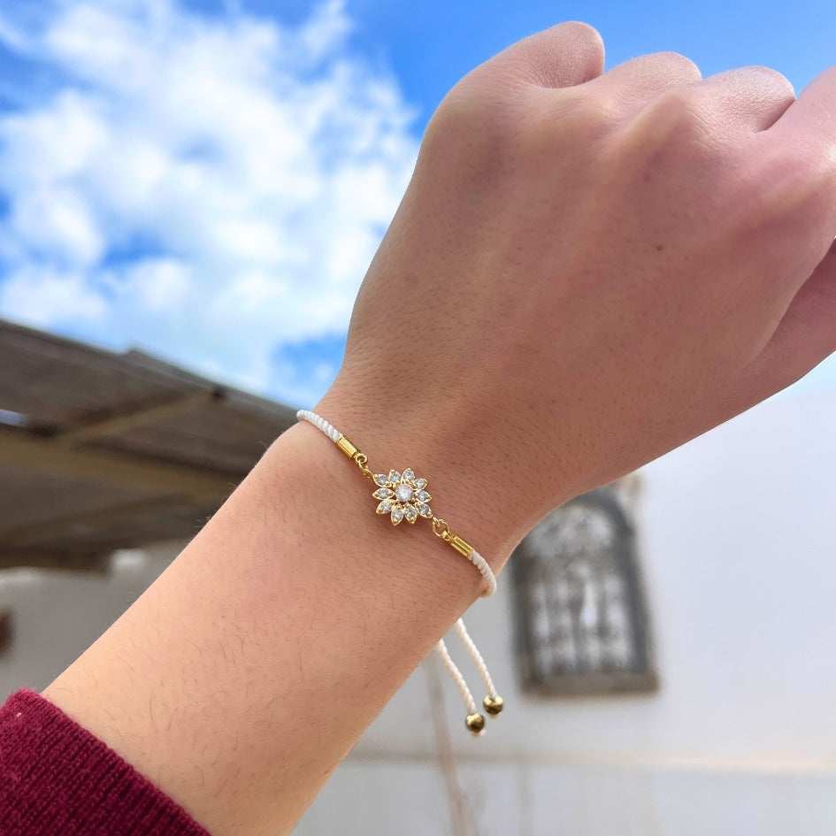 Bracelet fleur dorée 100% fait-main