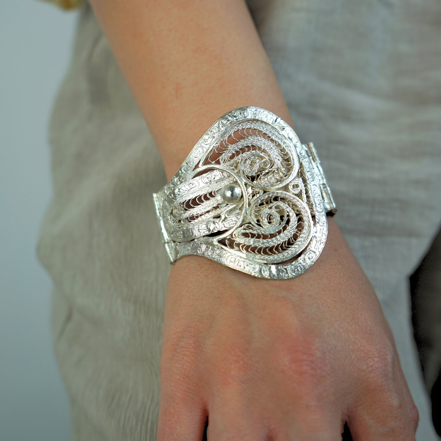 Bracelet filigrane en cuivre doré trempé argent