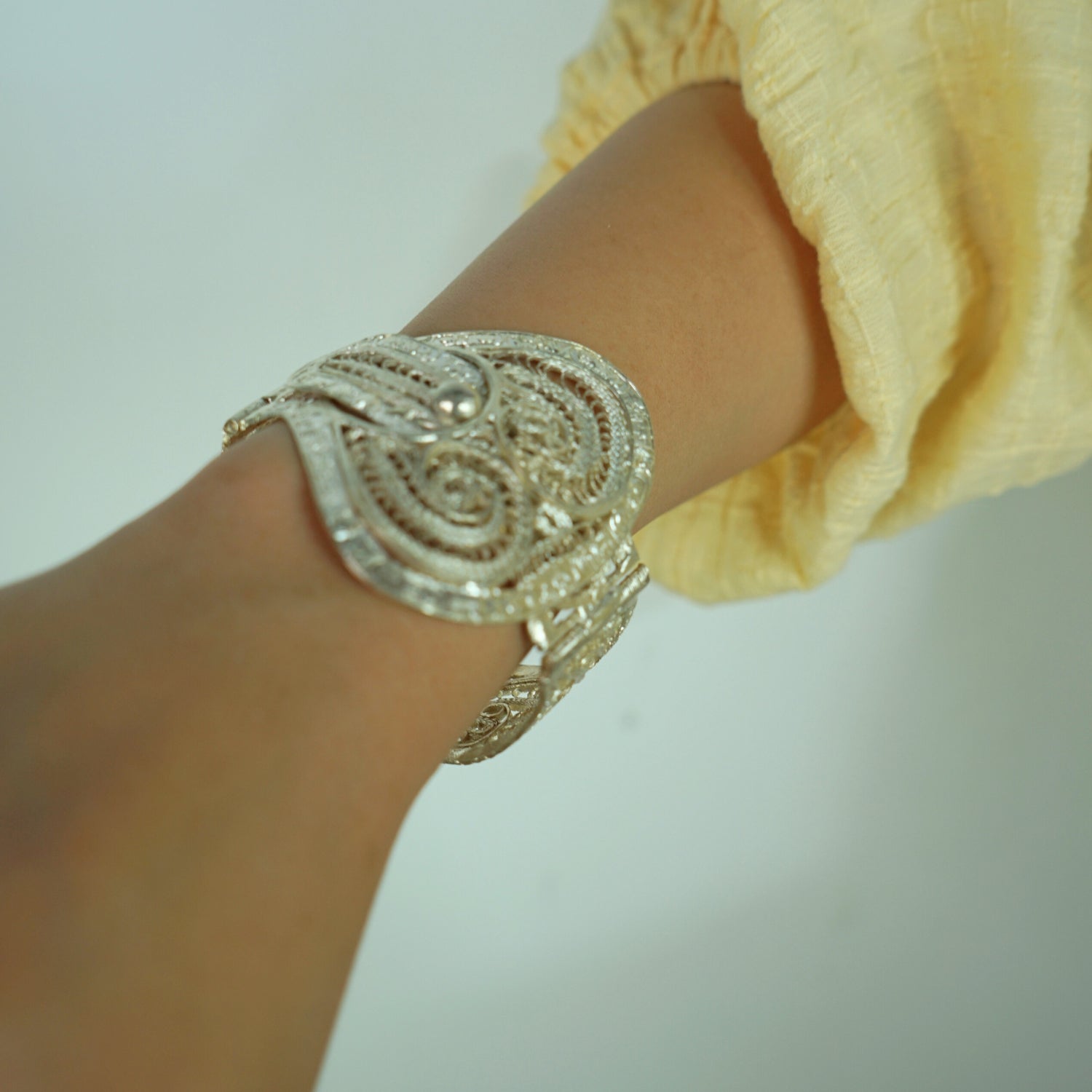 Bracelet filigrane en cuivre doré trempé argent