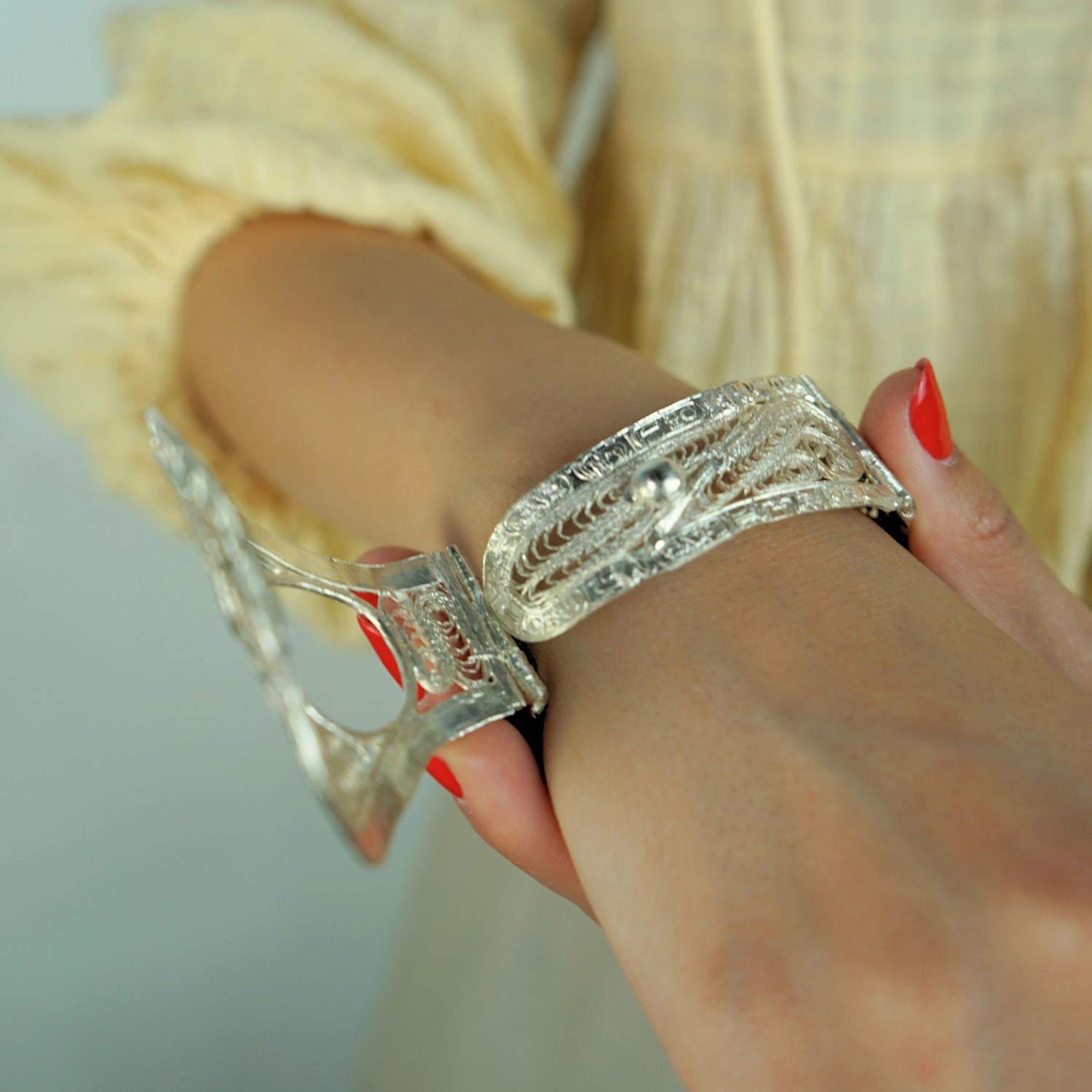 Bracelet filigrane en cuivre doré trempé argent