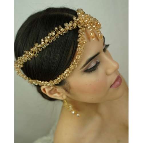 Gold bridal brooch, Indian model
