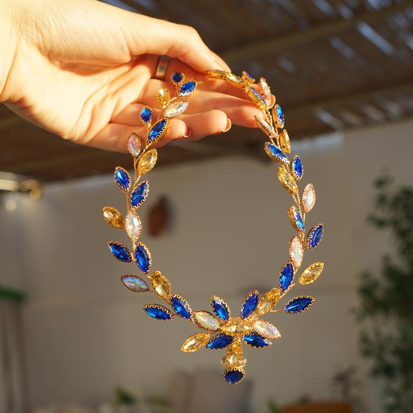 Blue crystal brooch, blue crystal wedding hairband, blue wedding hair vine, blue hair jewelry, for bridesmaid, handmade jewelry
