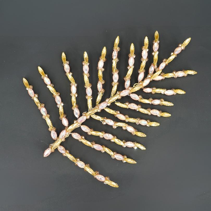 Gold wedding hair pin, leaf brooch, gold wedding hair accessory, bridal hair clip, gold leaves