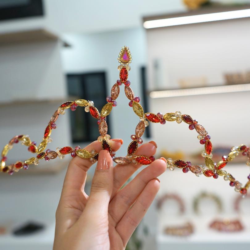 Wedding hair pin for bride, Red pearl bridal piece, wedding accessories, Bridal jewelry