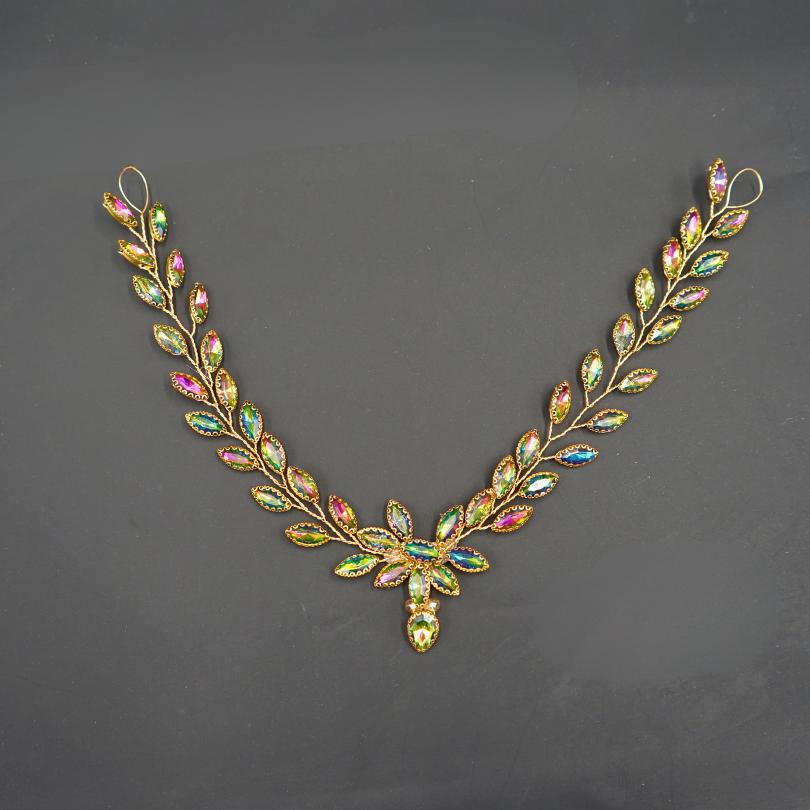 Green crystal brooch, green crystal wedding hairband, green wedding hair vine, green hair jewelry, for bridesmaid, handmade jewelry
