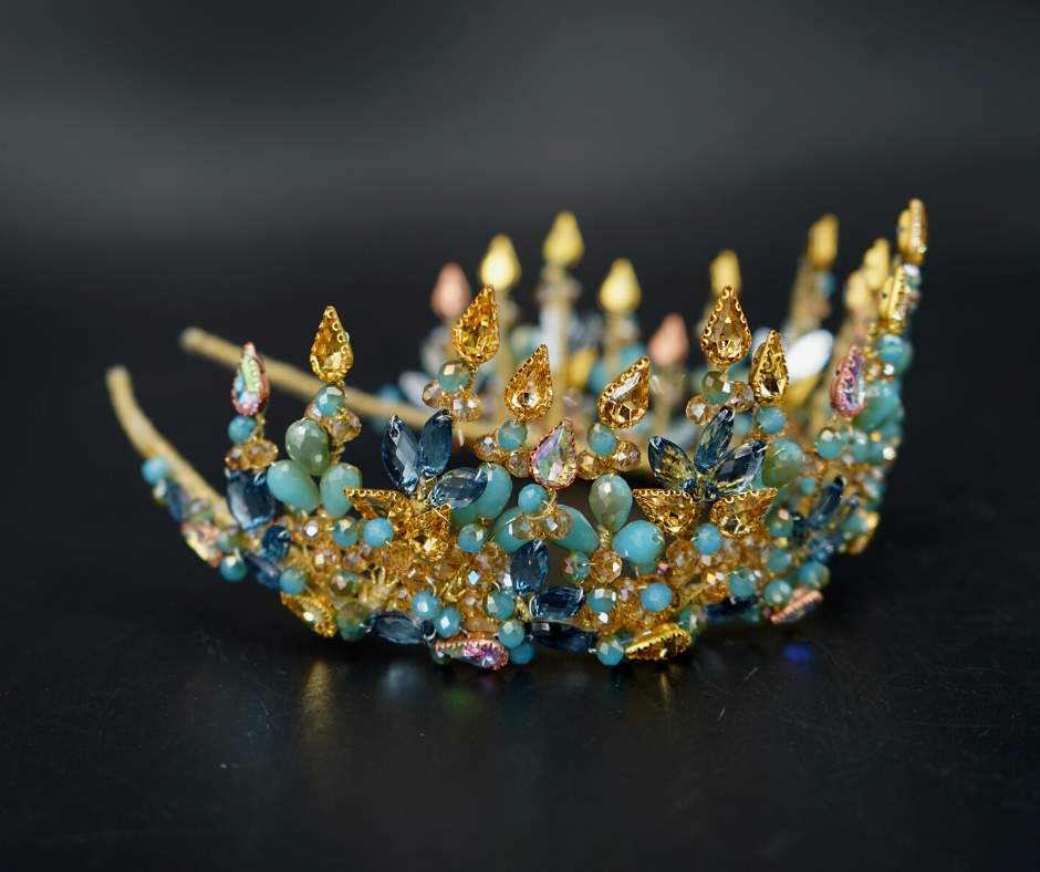 Blue/Gold bridal crown, plant model
