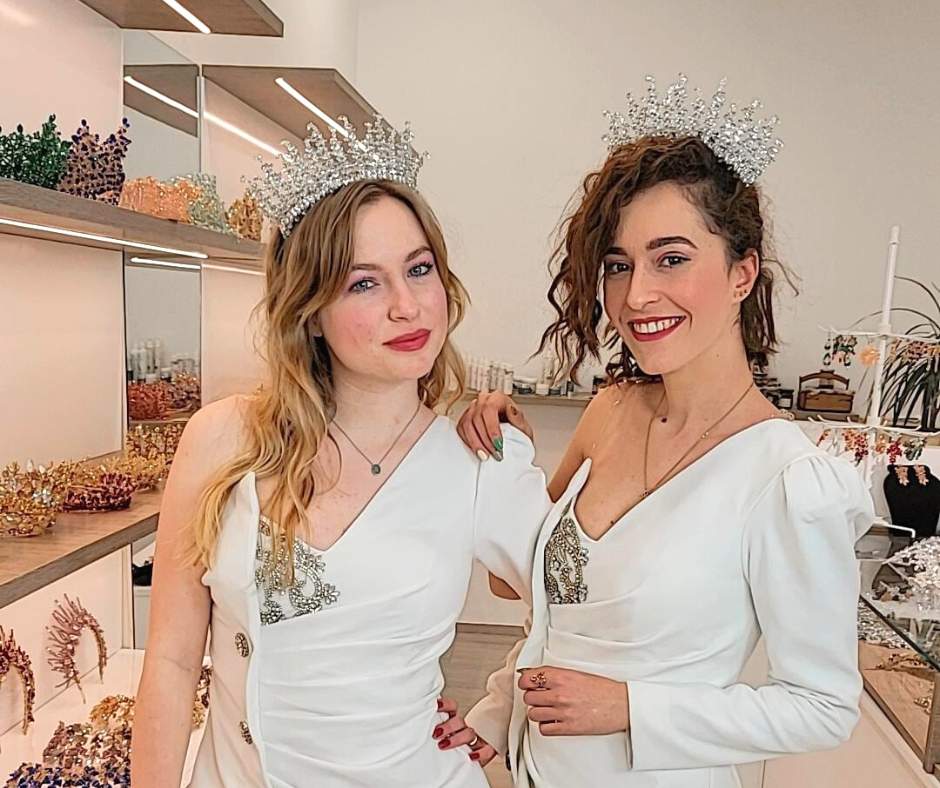 White bridal crown. Floral model