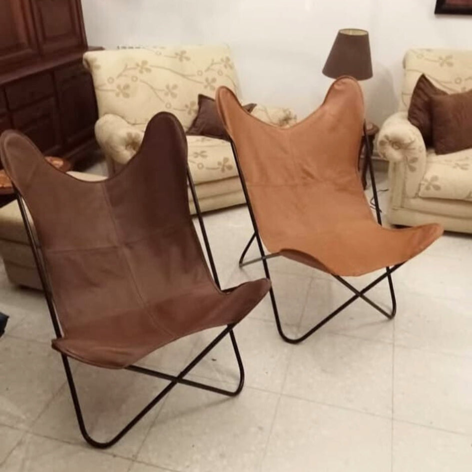 chaise papillon haut de gamme cuir et acier pour un confort unique