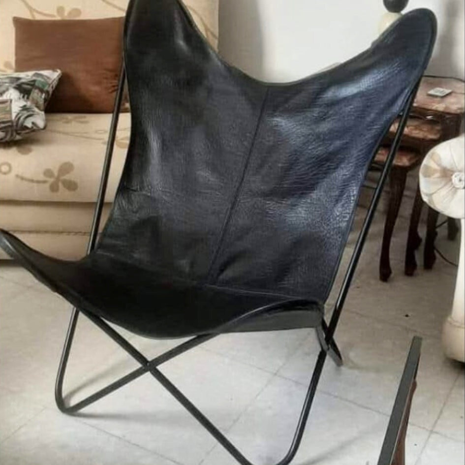 chaise papillon haut de gamme cuir et acier pour un confort unique
