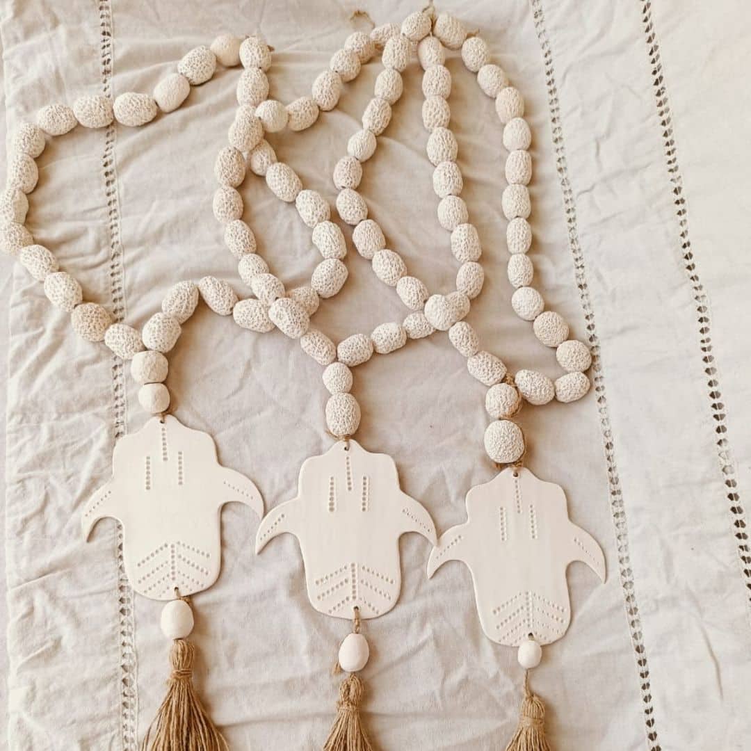 Ceramic rosary with jute tassel (95 cm)