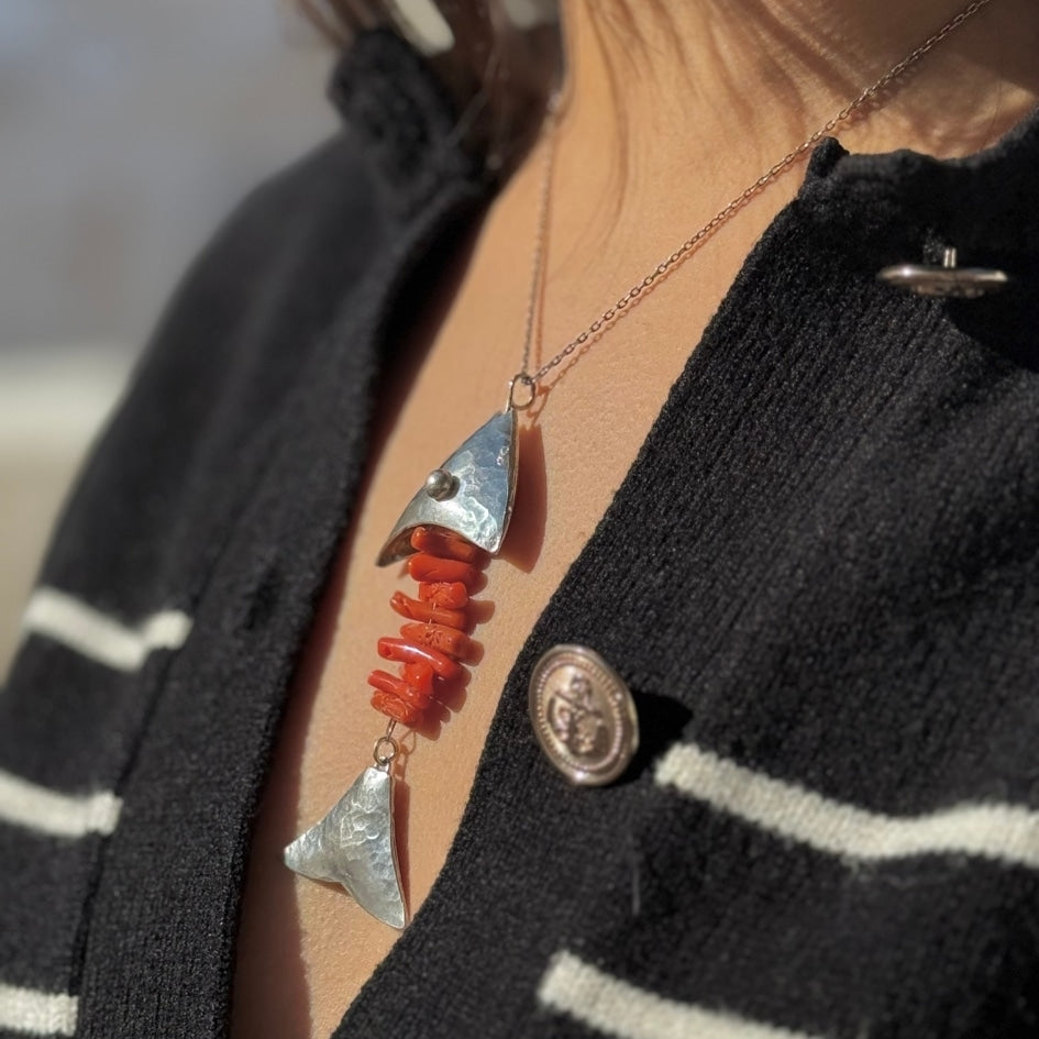 Collier avec pendentif poisson et corail en argent 850 - (Tailles Moyenne et Grande)