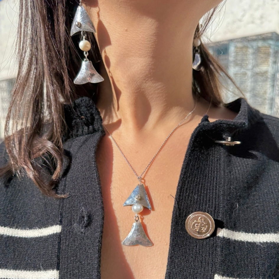 Collier en argent 850 avec pendentif poisson et perle