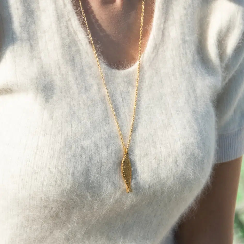 Collier inoxydable unisexe fait main motif poissant traditionnel