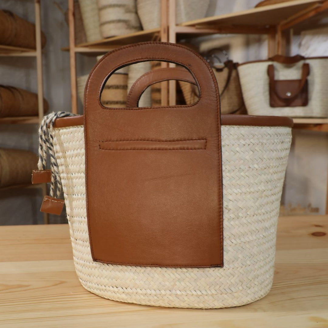 Couffin artisanal en palmier avec poignées en cuir
