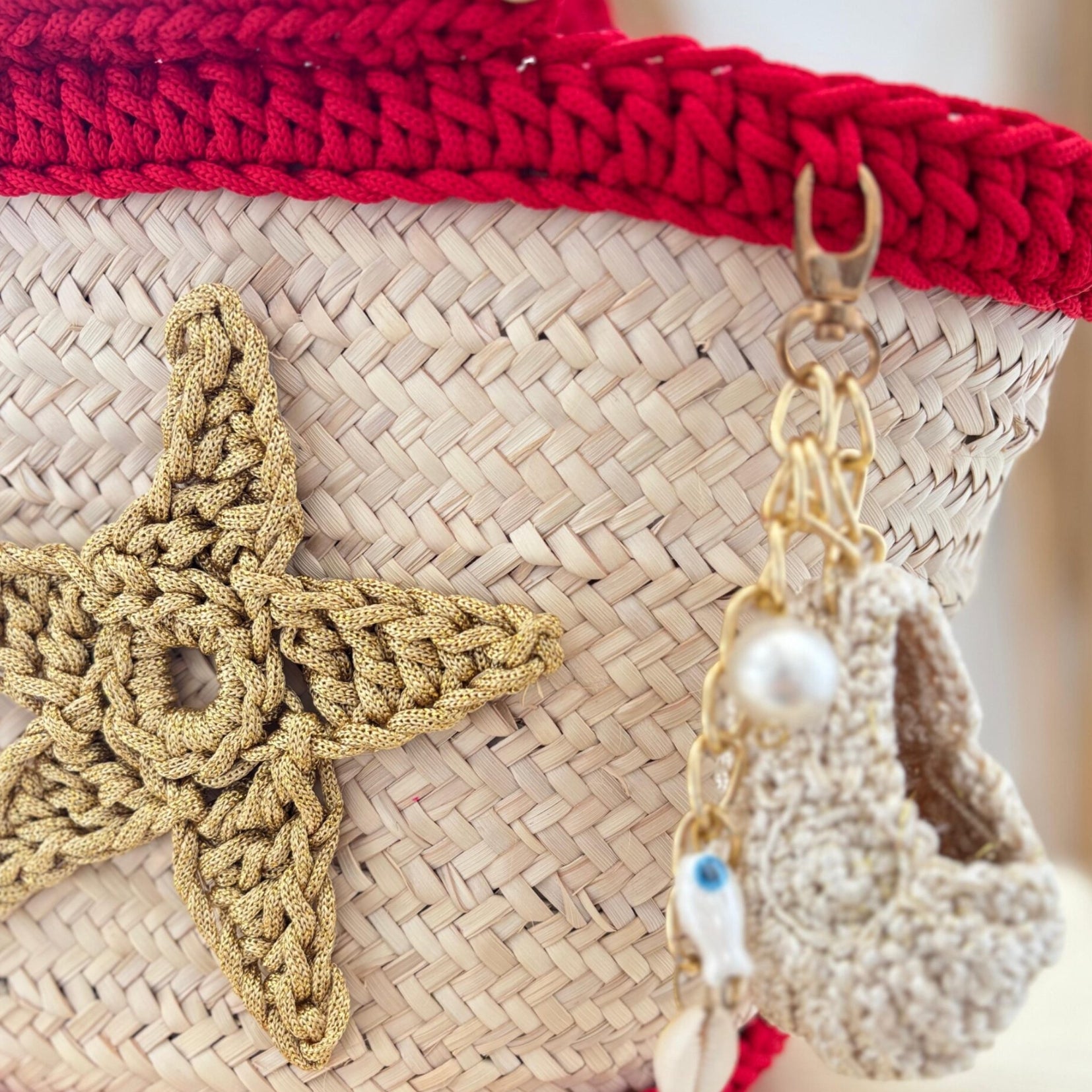 Couffin rouge paille et crochet