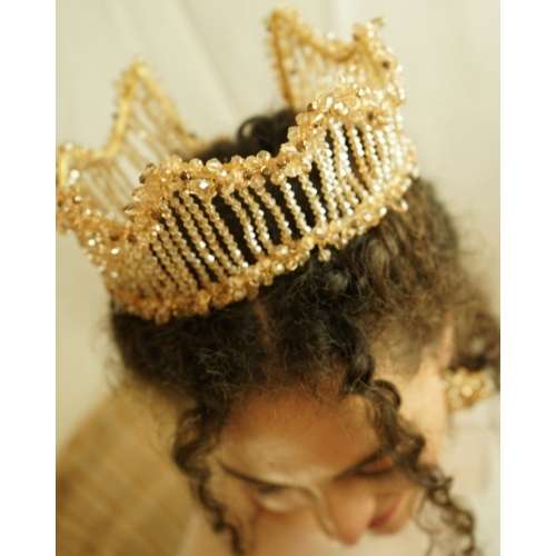 WTIA GOLDEN CROWN, LINEAR NET STYLE