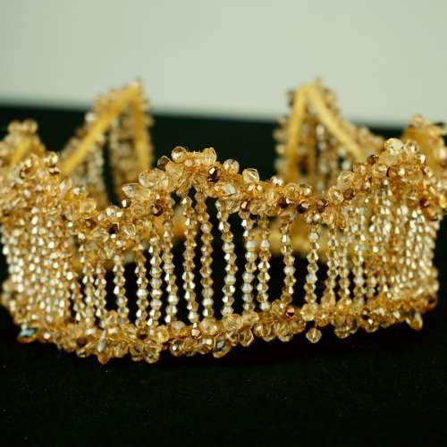 WTIA GOLDEN CROWN, LINEAR NET STYLE