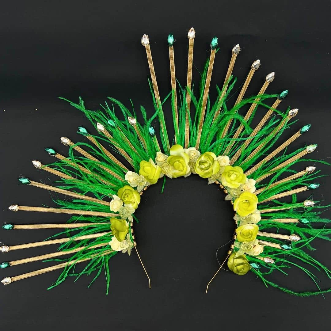 Sun crown with flowers and fine green feathers