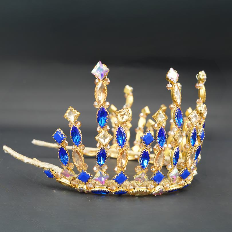 Blue crystal baroque crown, Victorian sapphire tiara, blue crown, royal blue cosplay tiara, blue bridal crystal crown