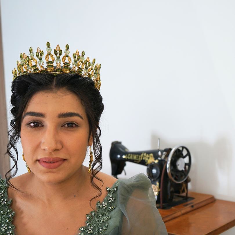 Green and gold crown, Emerald tiara, Emerald green crown, Green crystal tiara, Green vine hair