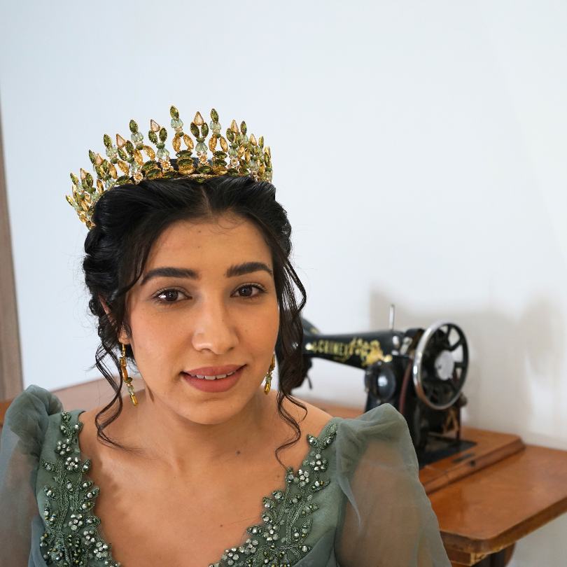 Green and gold crown, Emerald tiara, Emerald green crown, Green crystal tiara, Green vine hair