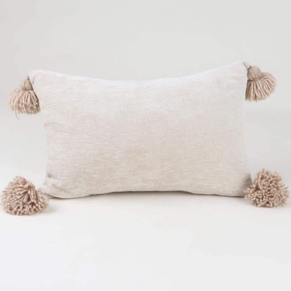 Coussin Décoratif Beige avec Pompons - Tendance Bohème et Confortable