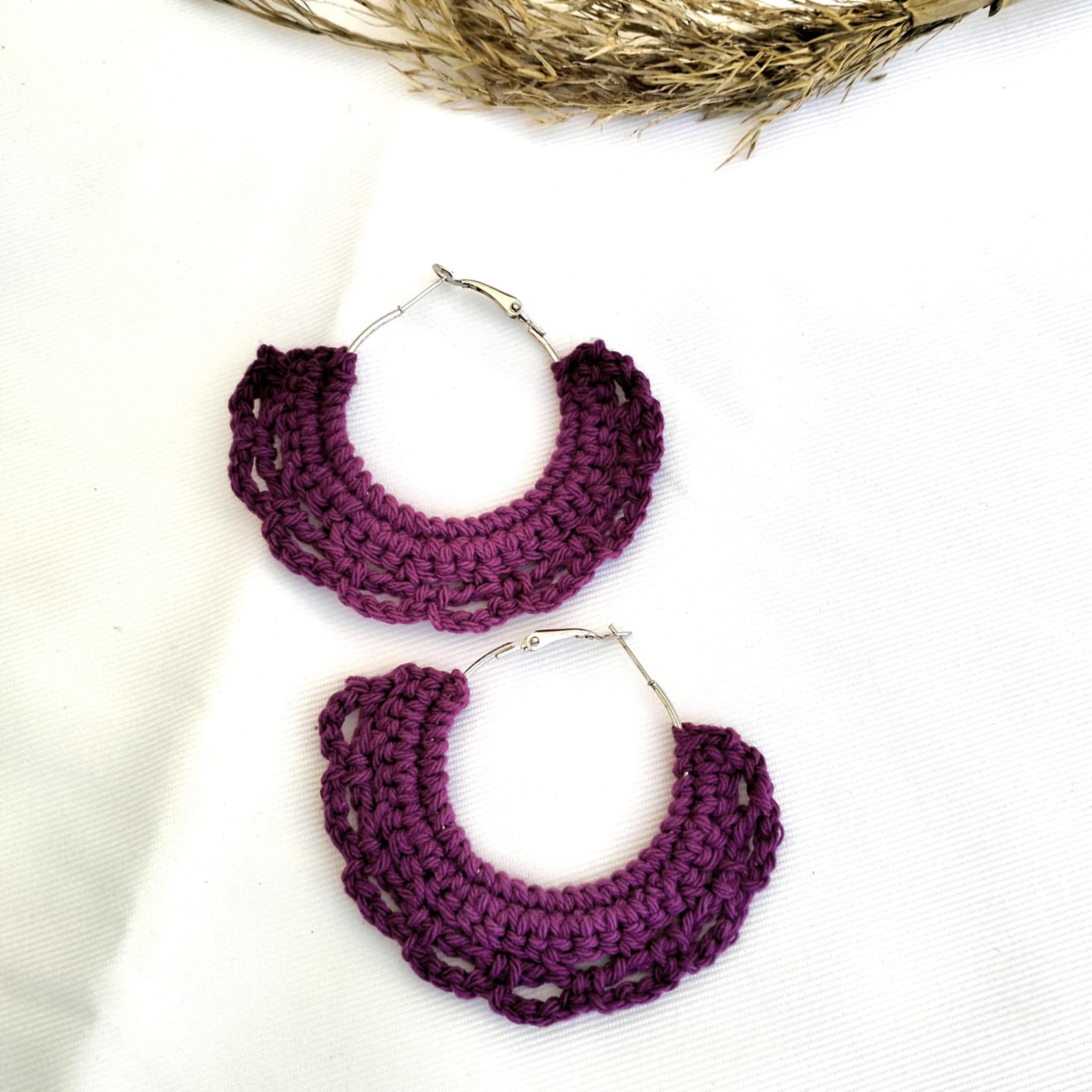 Créoles au crochet en coton et argent