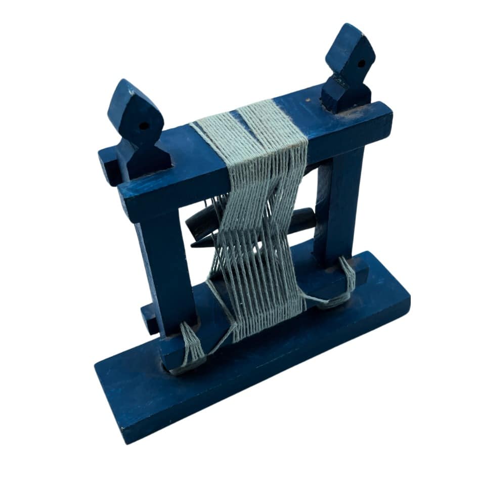 Decorative piece, craft weaving tool 16 cm x 14 cm