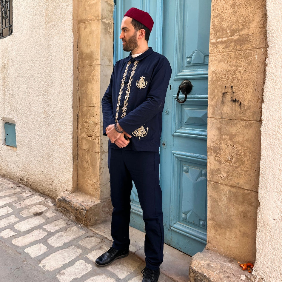 Dengri bleu brodé pour homme – Style traditionnel tunisien