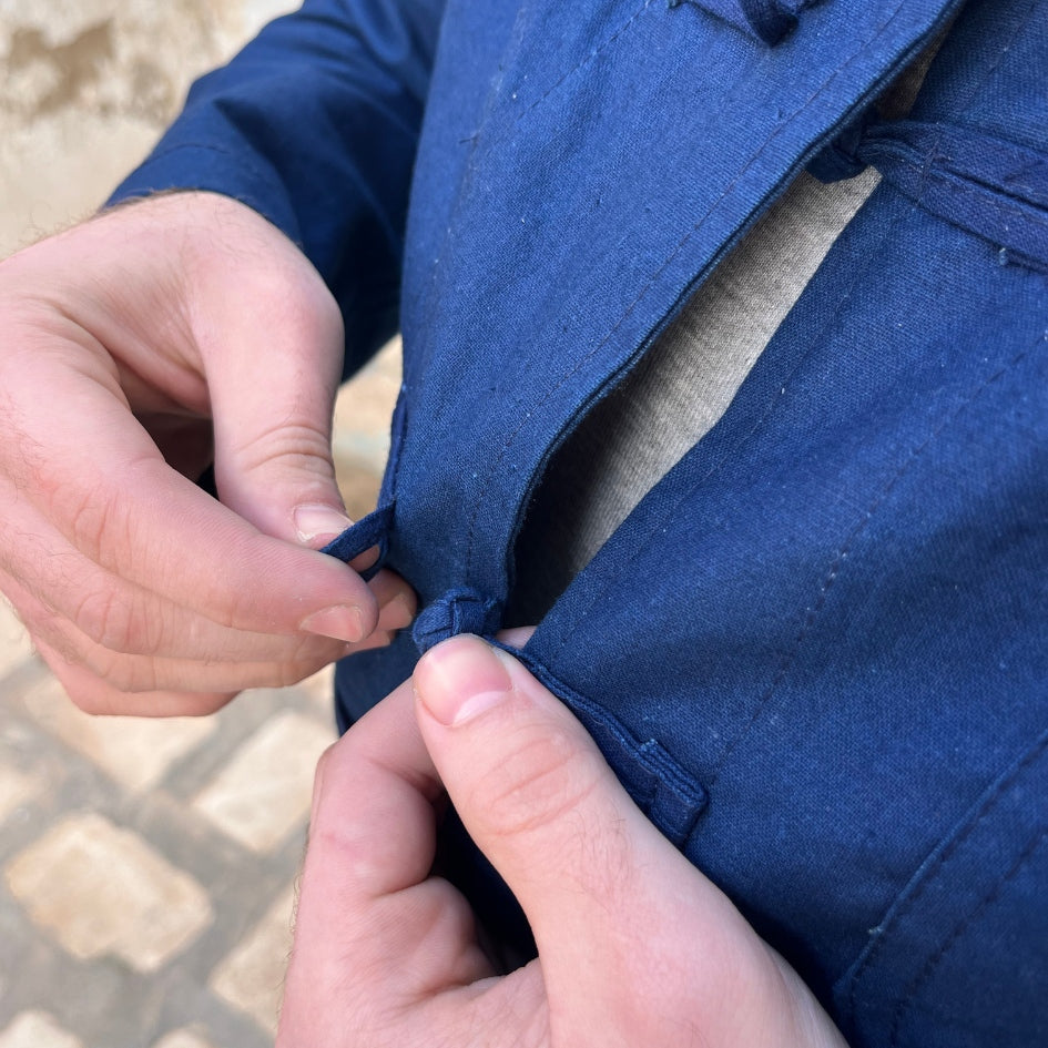 Dengri bleu minimaliste pour homme – Vêtement traditionnel tunisien