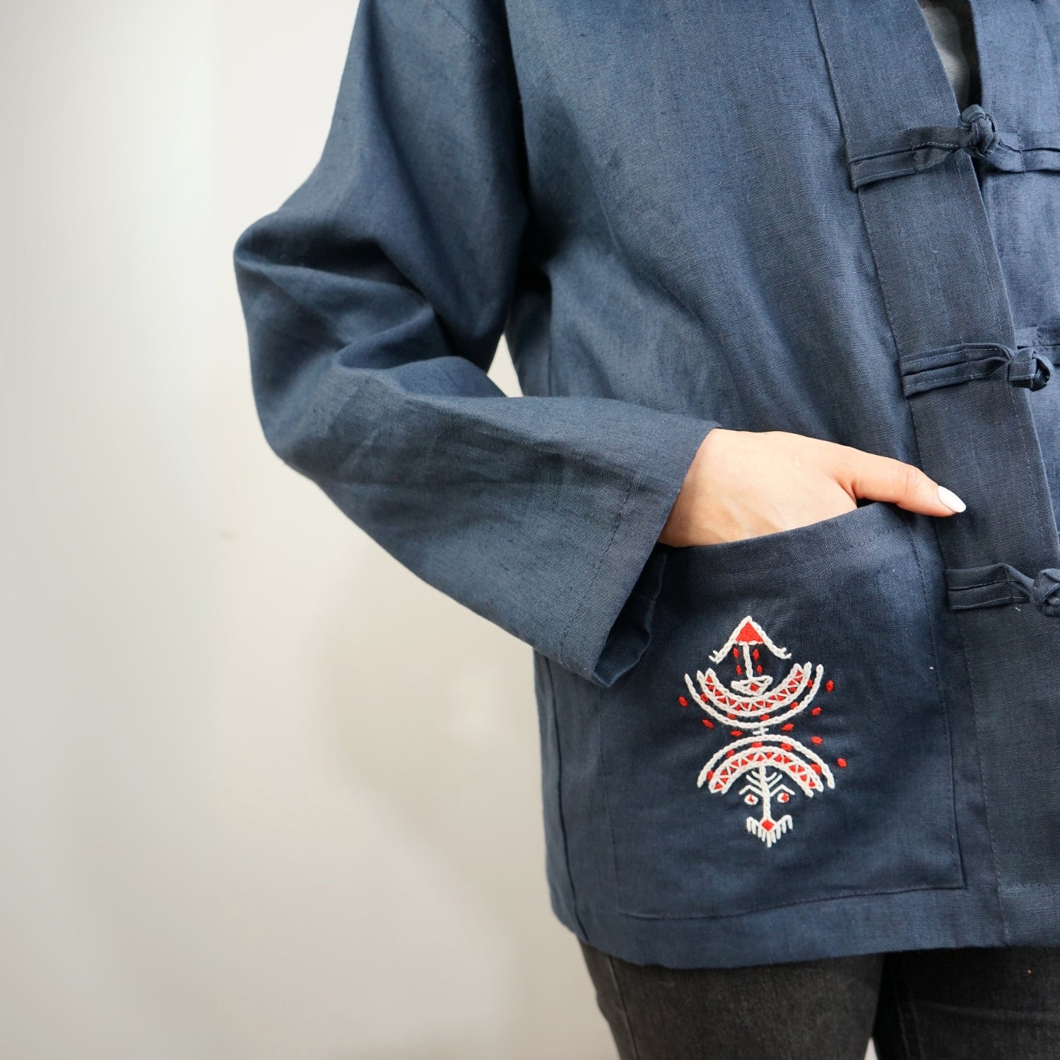 Gilet dengri lin bleu naturel Amazigh