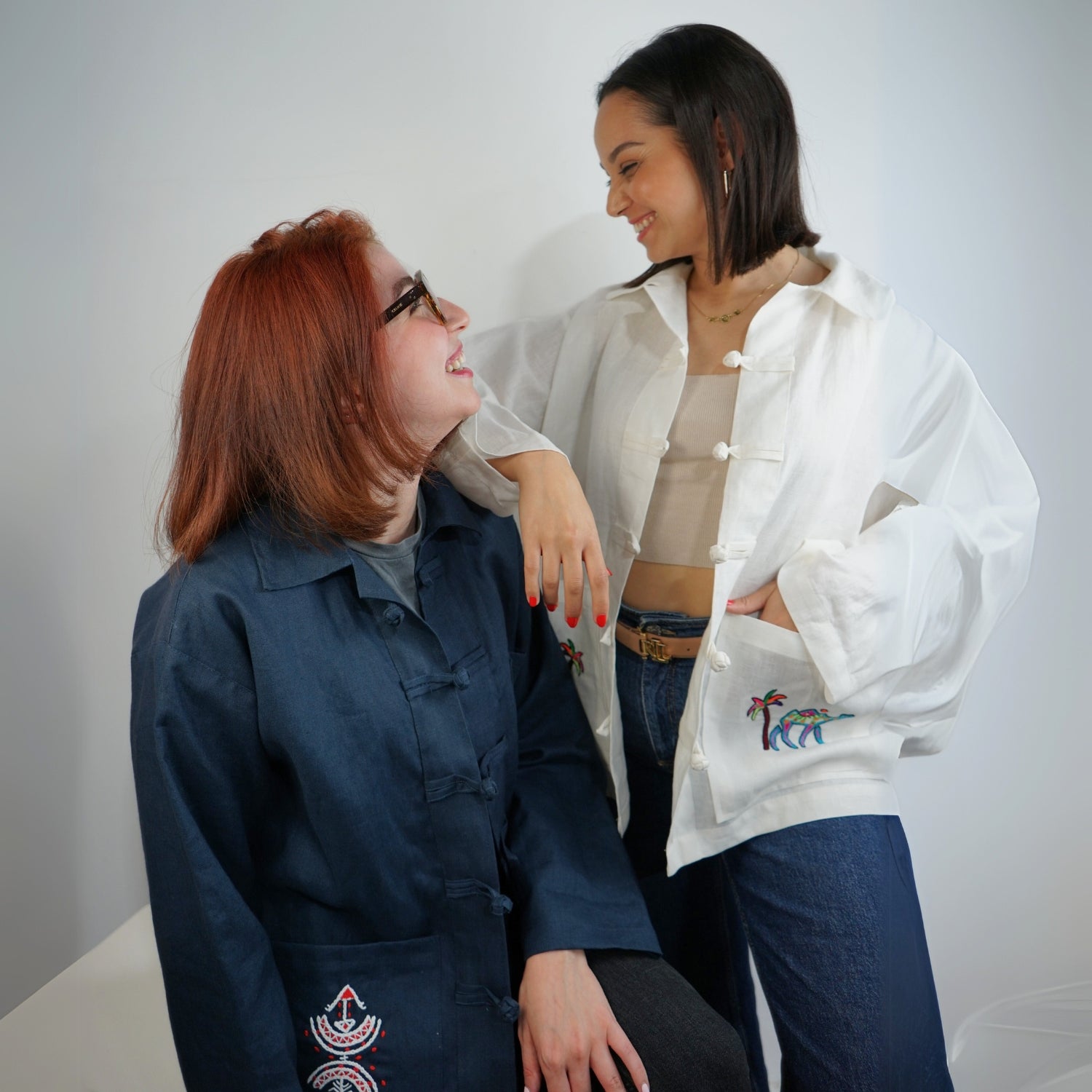 Gilet dengri lin bleu naturel Amazigh