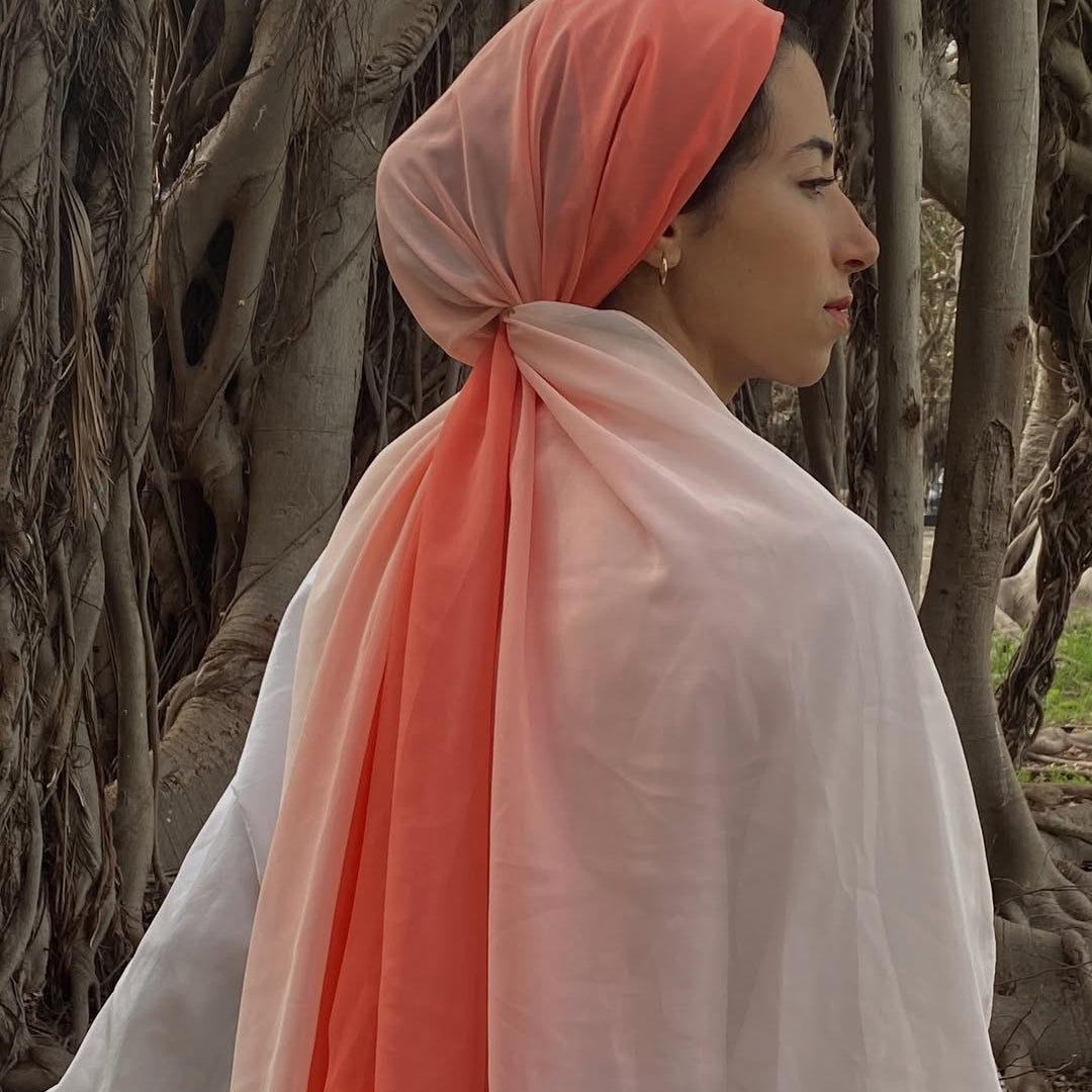 Pastel pink gradient hijab in flowing veil (1.65m)