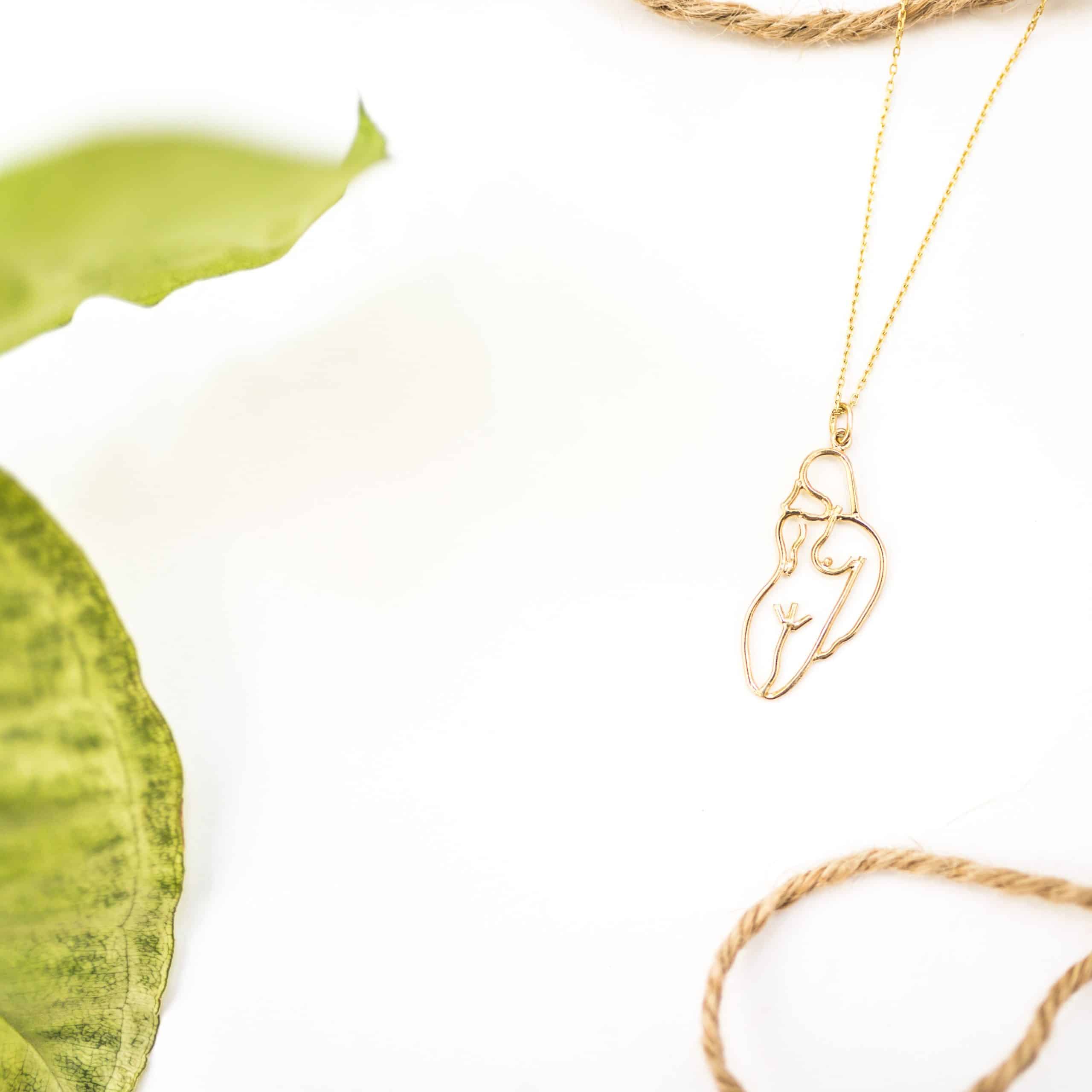 Collier corps féminin fait main en argent 925