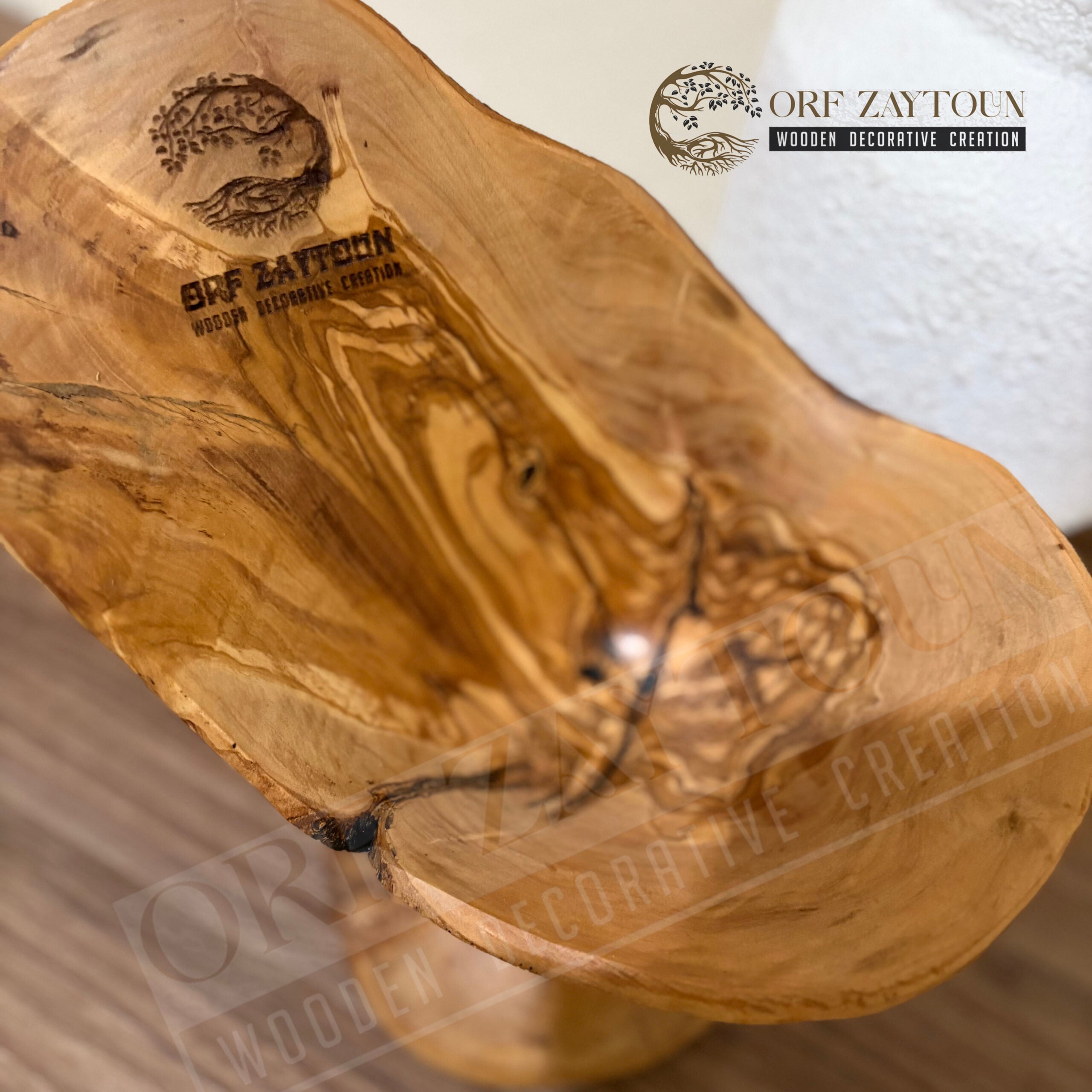 Vase décorative en bois d’olivier